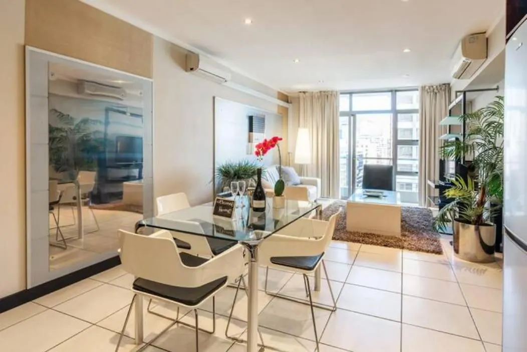 Spacious Apartment In Cbd Pool & Parking Perfect For The Corporate Traveller Cape Town 0*,  South Africa